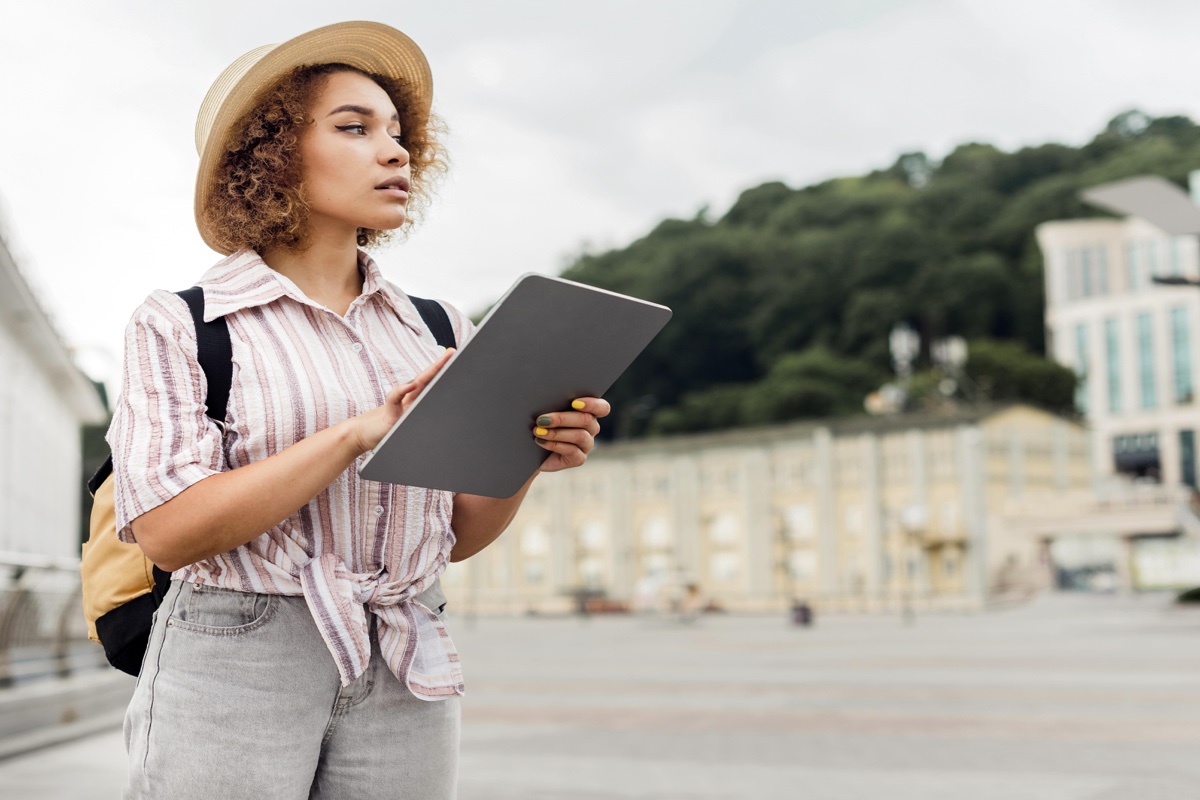 Certificación oficial de guía turístico: formación y acreditación