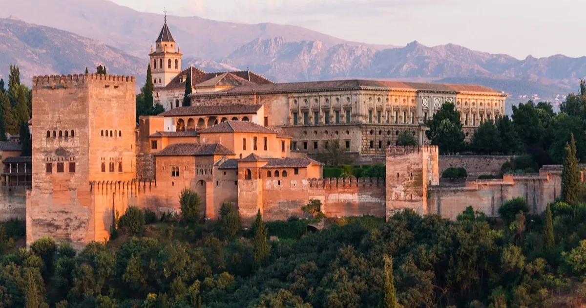 Tarifas de tours privados en Granada: guía de precios 2026